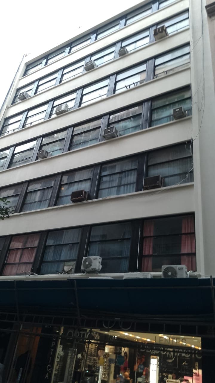 Después — Pintura en Frente del Edificio
